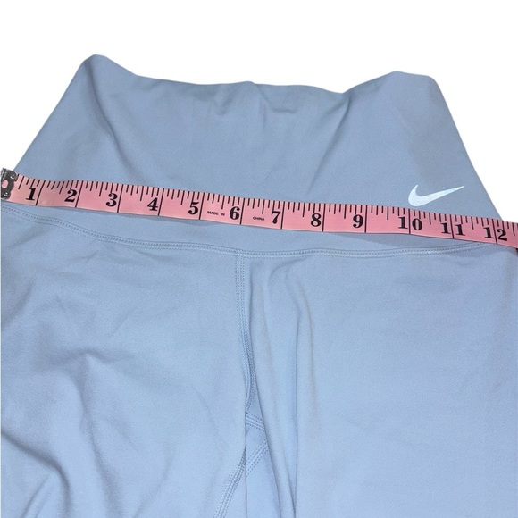 Nike Women's Light Blue Zenvy Shorts - Picture 5 of 8